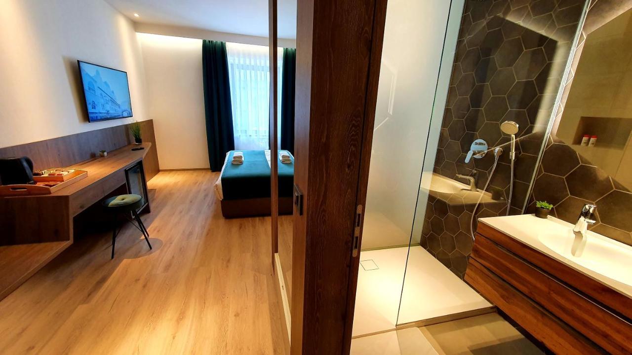Petkovsek Rooms And Apartments Ljubljana Bagian luar foto